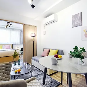 Apartment Wellsquareism Otsuka, Tokyo